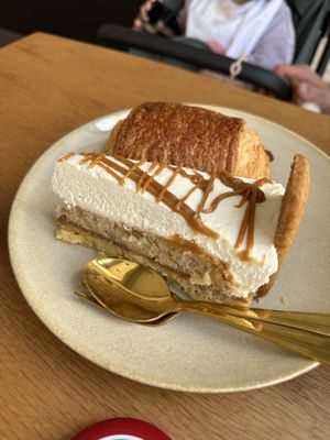 Lotus pie and a pain a chocolatee  at Mommy's Cafe in Kaiserslautern