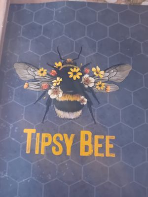 Gorgeous small vegan menu at Tipsy Bee in Gran Canaria