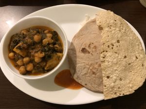 Chickpeas with spinach, delicious  at Govardhan in Cologne