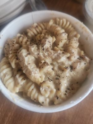 Mac and cheese at The Loaded Bowl in Oklahoma City