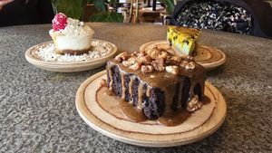  at Honest Greens in Porto