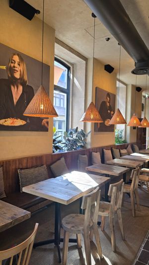  at Honest Greens in Porto