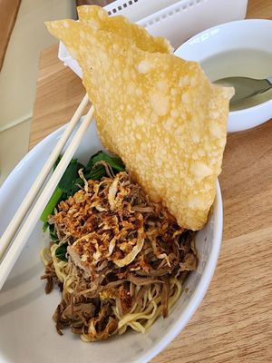 Mie pangsit at Veggie Veggie Vegetarian in Banten