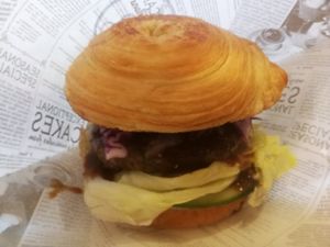 vegan burger at SUN Vegan Brunch - SUN 蔬食素食早午餐 in Puli