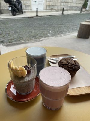 Very healthy & delicious, lots of vegan sweets & vegan milk!  at Miška - Мишка in Herceg Novi