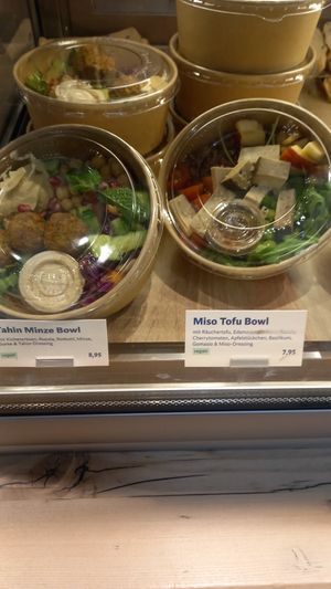 vegan bowls 7,95€-8,95€ at Haferkater - Dortmund Hbf in Dortmund