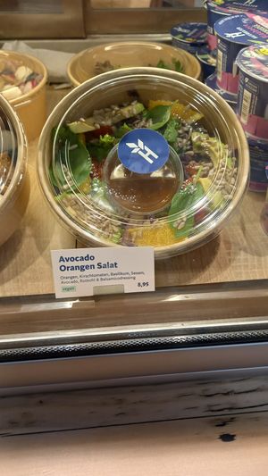 avocado salad 8,95€ at Haferkater - Dortmund Hbf in Dortmund