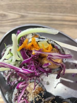 Vegan gimbap - 13$ has lots of veg and even burdock  #Veganuary at Sinjeon in Sydney