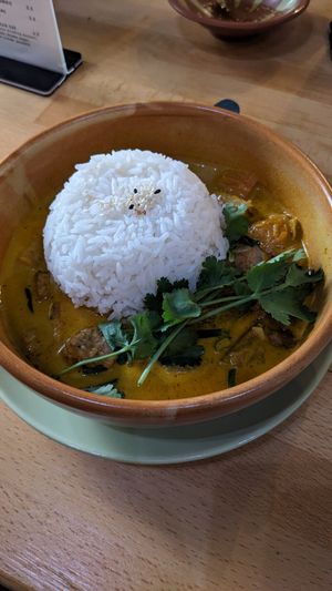 Veg curry at BuiVien Street in Vienna