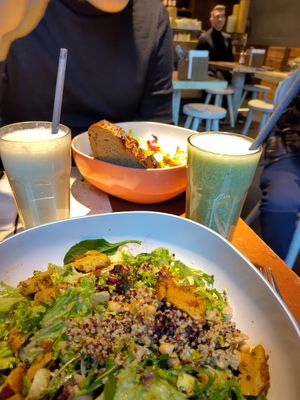 Salad bowl at Heidi und Paul - Junghof in Frankfurt