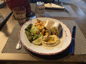 Piatto le mille e una notte con pita vegan   at Le Mille e Una Notte in Trieste