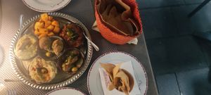 Mezzeh, served with bread at Le Mille e Una Notte in Trieste