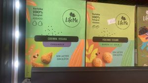 Coxinha at Vida Natus Produtos Naturais in Sete Lagoas