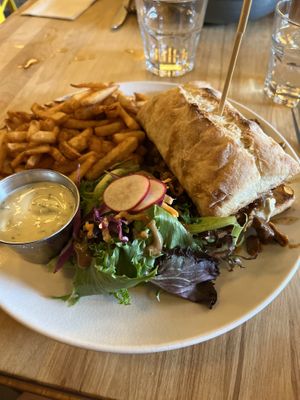 Sandwich   at Lola Rosa - Milton in Montreal