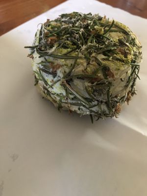 Vegan cheese   at Home Restaurant Ionontimangio in Sassari