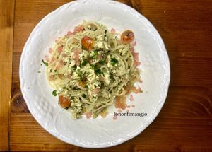 Special “ spaghetti mare felice” with caviar   at Home Restaurant Ionontimangio in Sassari