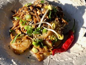 Gnocchi di riso con funghi bambù e renette dell’orto .   at Home Restaurant Ionontimangio in Sassari
