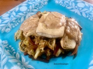 Vegetables with tofu with a special peanut butter cream sauce   at Home Restaurant Ionontimangio in Sassari