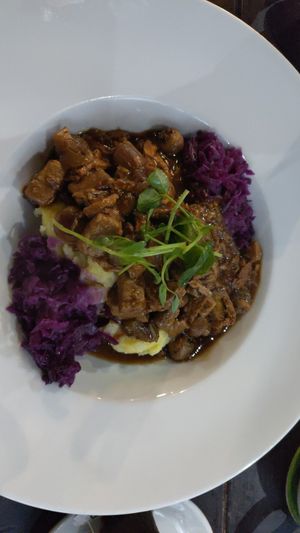 "beef" bourguignon at The Piper Art Bar in Windsor