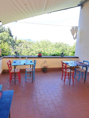 La nostra terrazza esterna at Non Solo Eat Art S in Seggiano