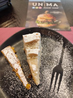 Torta alle mele e torta alle carote at Unima in Terni