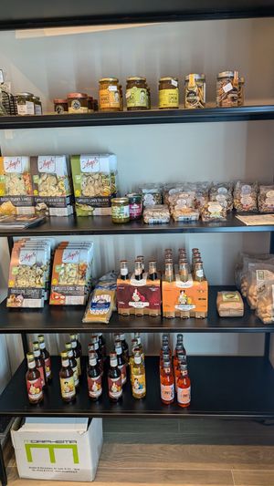 Vegan grocery options dry at Unima in Terni