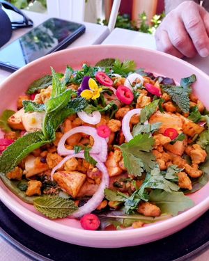Baba Ganoush with soy 'kebab' and Potatoes at Estamos Sembrados in La Herradura