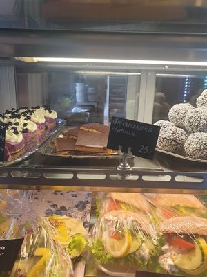 Snickerskaka at Kullzenska Cafeet in Kalmar