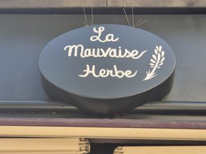 Enseigne at La Mauvaise Herbe in Paris