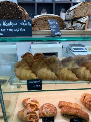  at La Mauvaise Herbe in Paris