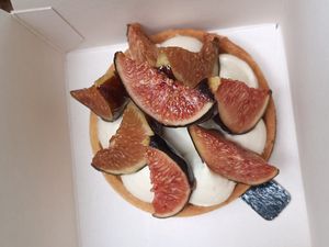 Tartlet with figs at La Mauvaise Herbe in Paris