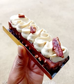 Entremet café at La Mauvaise Herbe in Paris