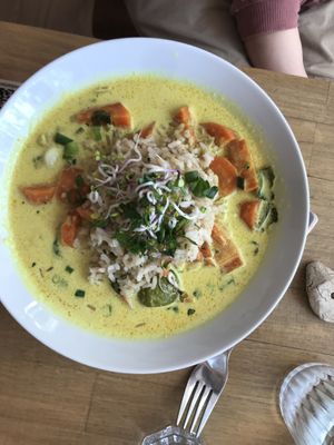 Gelbes Curry  at HappenPappen in Hamburg