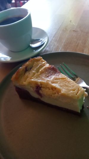 Cherry cheesecake at HappenPappen in Hamburg