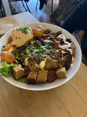 Large Burger bowl  at HappenPappen in Hamburg