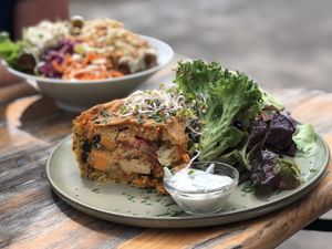 Vegan quiche at HappenPappen in Hamburg