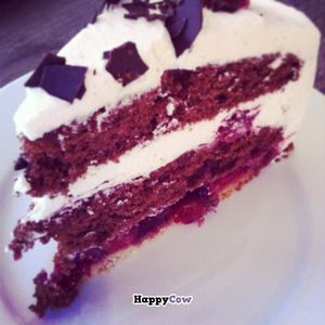 Cherry Cake at HappenPappen in Hamburg