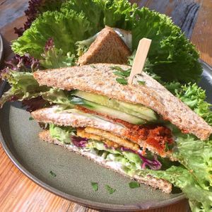 Tempeh Sandwich at HappenPappen in Hamburg