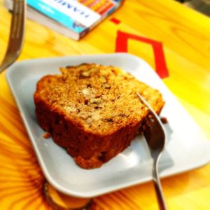 Banana and walnut cake at HappenPappen in Hamburg