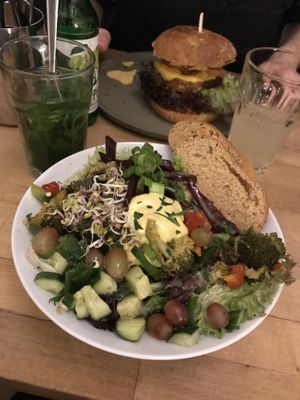 HappenPappen Salat  at HappenPappen in Hamburg