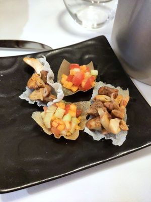 Vegan appetizers at La Libertie in Campsegret