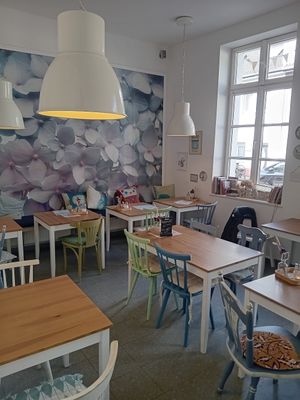  at Frau Ella Kaufladen & Café in Rheinberg