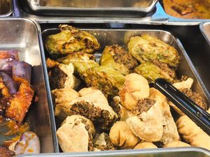 Must try fried Yong Tau Foo at Eight Immortals Vegetarian 八仙素食园 - Jurong E in West Singapore