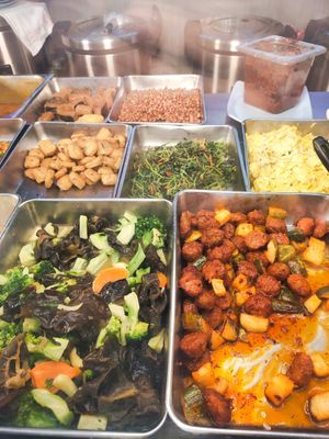 Dishes available at Eight Immortals Vegetarian 八仙素食园 - Jurong E in West Singapore