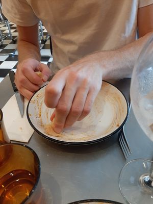 Rip l'assiette de pâtes harissa at Fellows - Restaurant Paris 10 in Paris