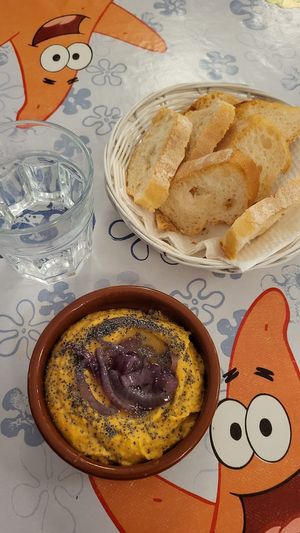  at La Mandragora in Valencia