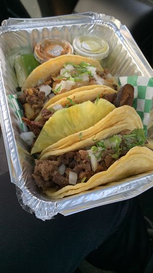 Sinful 3 taco platterr  at Taqueria Vegana  in Toronto