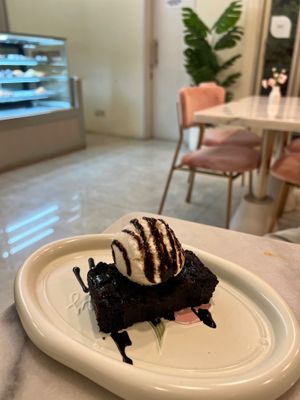 Brownie with ice cream  at Kynd Baker in Surabaya