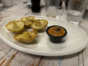 Artichoke flowers  at Bistro Bosch in Mallorca