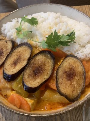 Curry  at DiDi in Paris